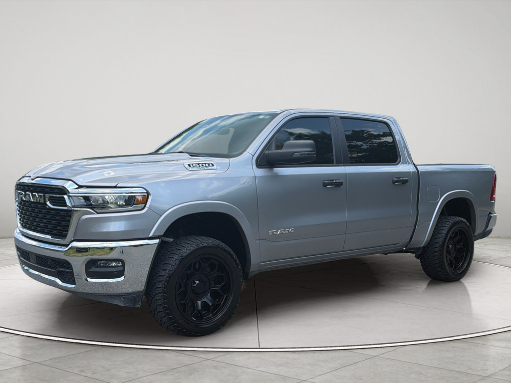 Used 2025 RAM 1500 Big Horn AWD/4WD image 3
