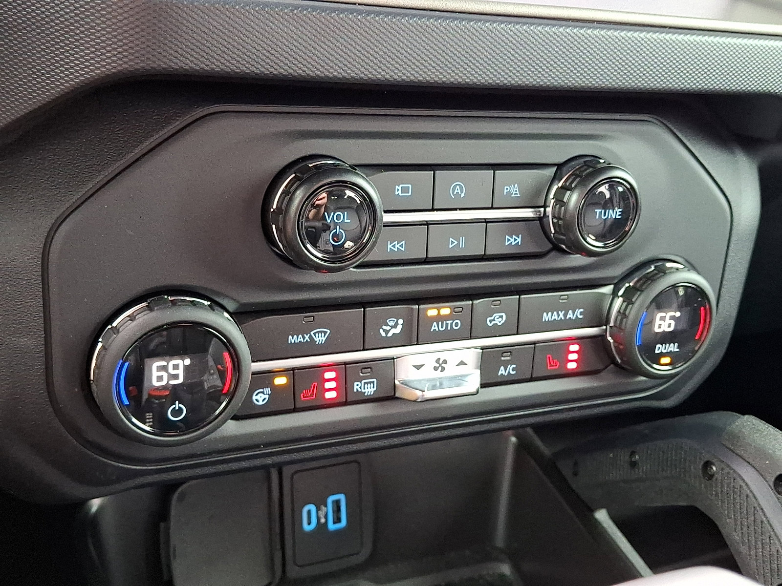 Certified 2024 Ford Bronco Raptor AWD/4WD image 18