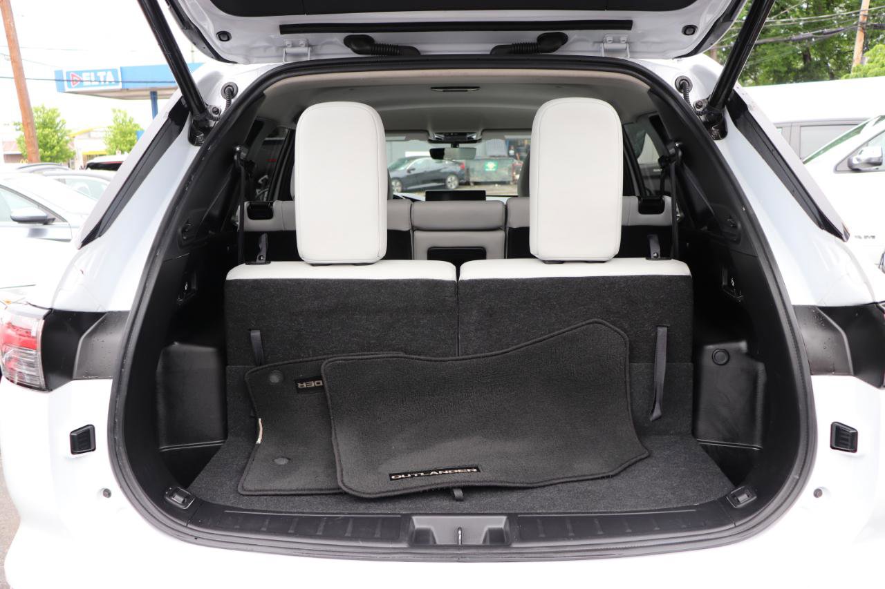 Used 2025 Mitsubishi Outlander SE AWD/4WD image 59