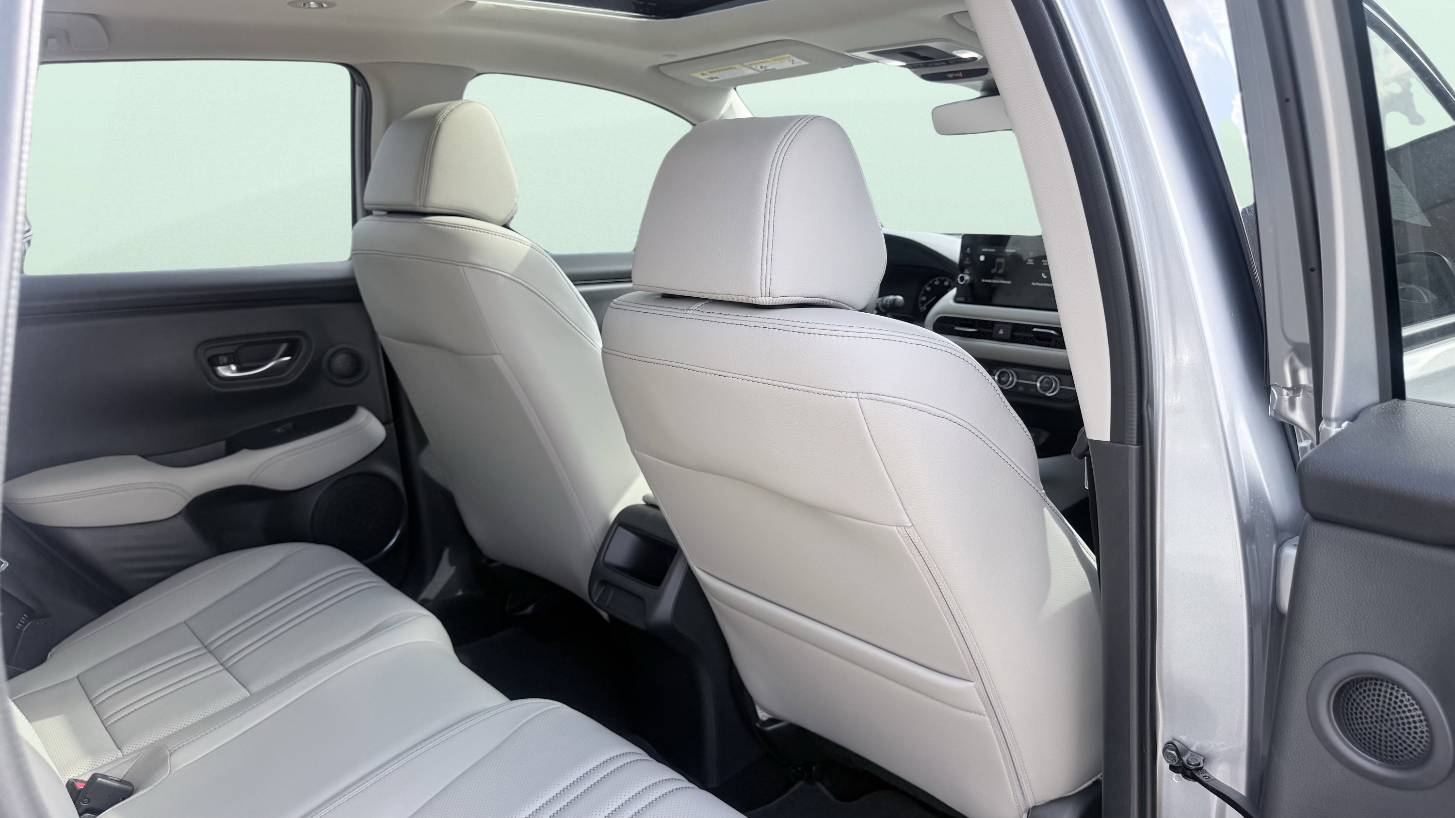 Used 2026 Honda HR-V EX-L image 44