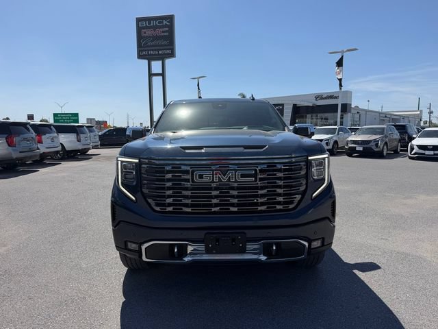 Used 2023 GMC Sierra 1500 Denali Ultimate AWD/4WD image 2
