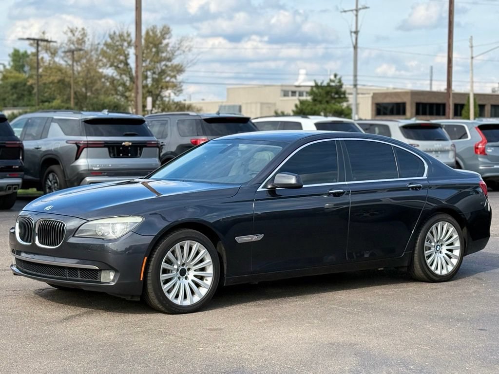 Used 2012 BMW 750i xDrive AWD/4WD image 40