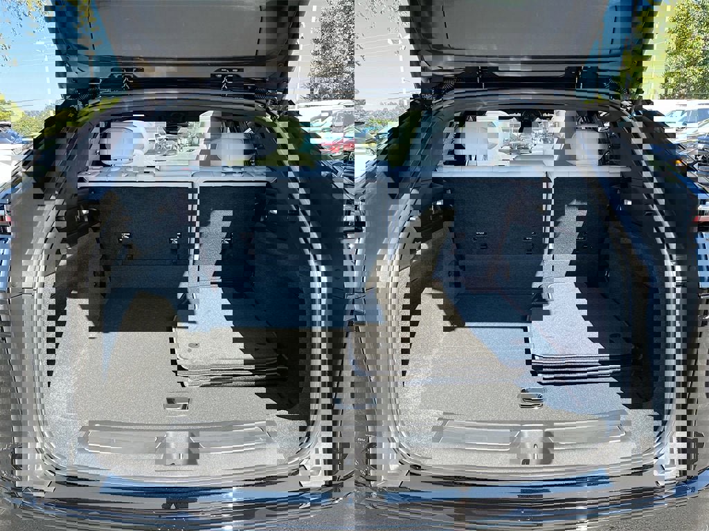 New 2026 Cadillac Lyriq Sport image 28