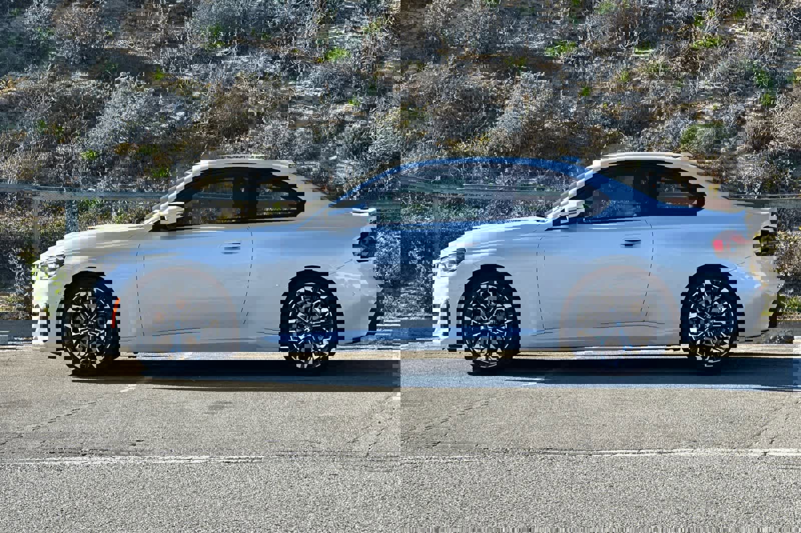 Used 2025 BMW 230i 230i w/ Convenience Package image 9