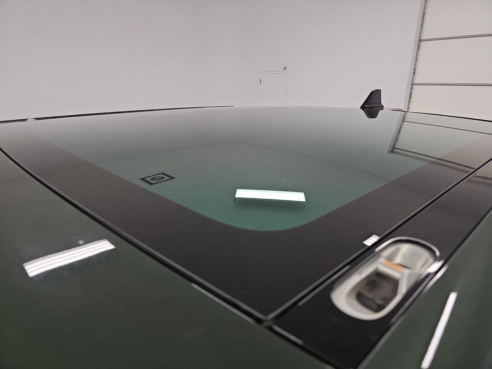 Used 2022 Rivian R1T Adventure image 13