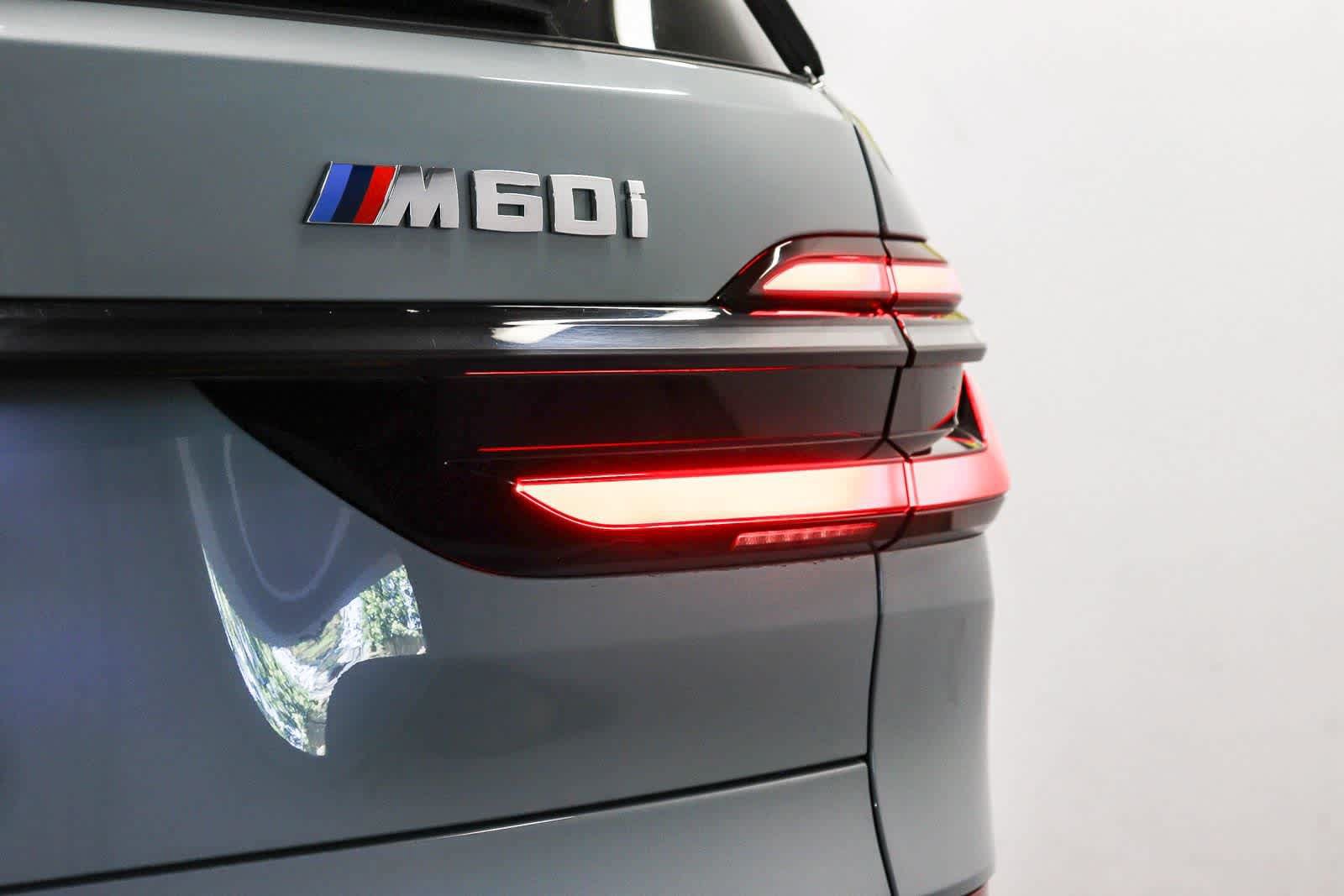 Used 2024 BMW X7 M60i w/ Executive Package AWD/4WD image 12