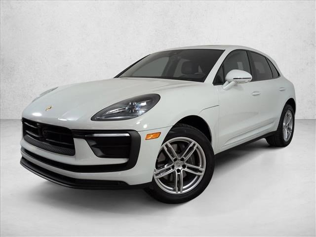 Certified 2025 Porsche Macan Turbo image 1
