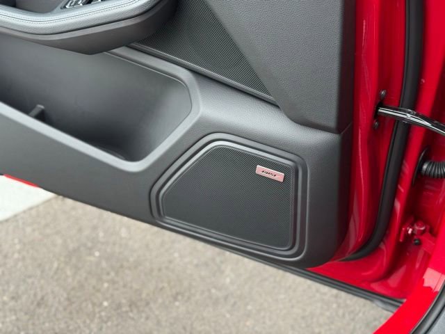 New 2026 Porsche Macan image 14