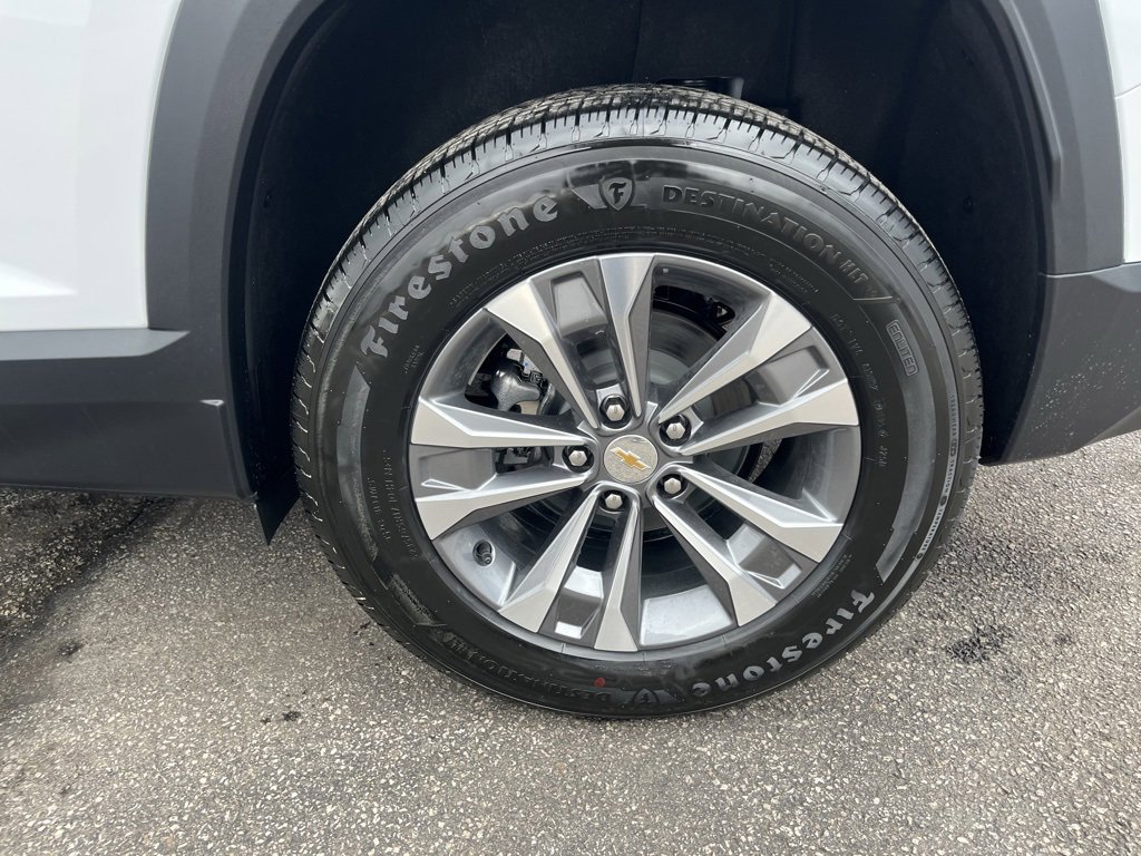 New 2026 Chevrolet Equinox LT image 32