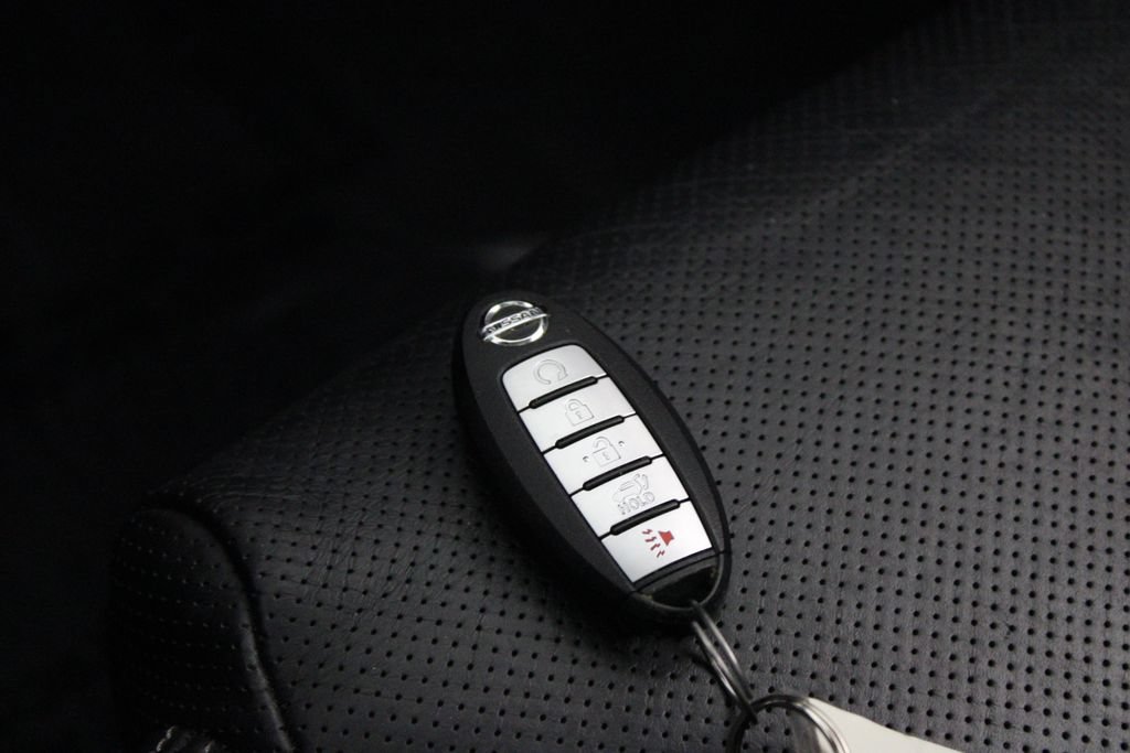 Certified 2021 Nissan Rogue Platinum FWD image 31