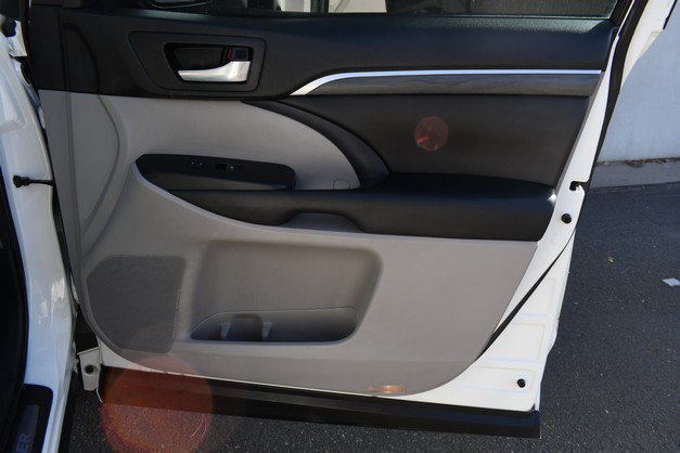 Certified 2018 Toyota Highlander Limited Platinum w/ Carpet Mat Package (TMS) AWD/4WD image 24