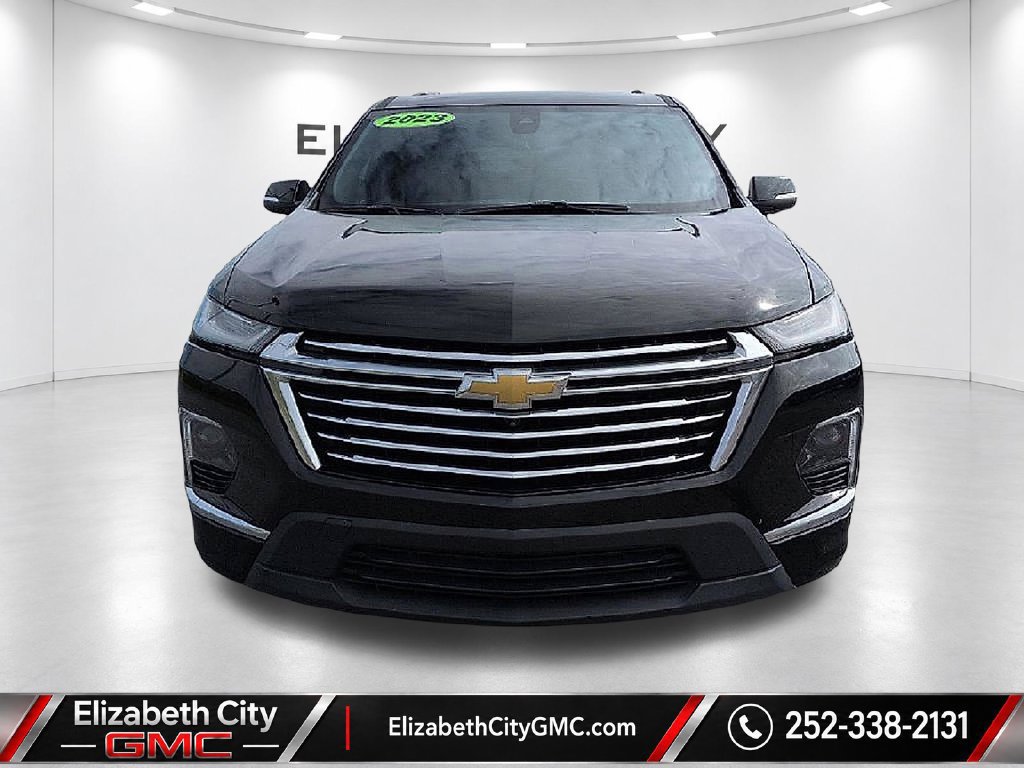 Used 2023 Chevrolet Traverse Premier AWD/4WD image 3