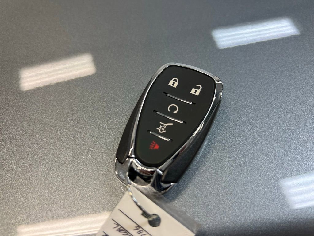 Used 2023 Chevrolet Equinox Premier image 32