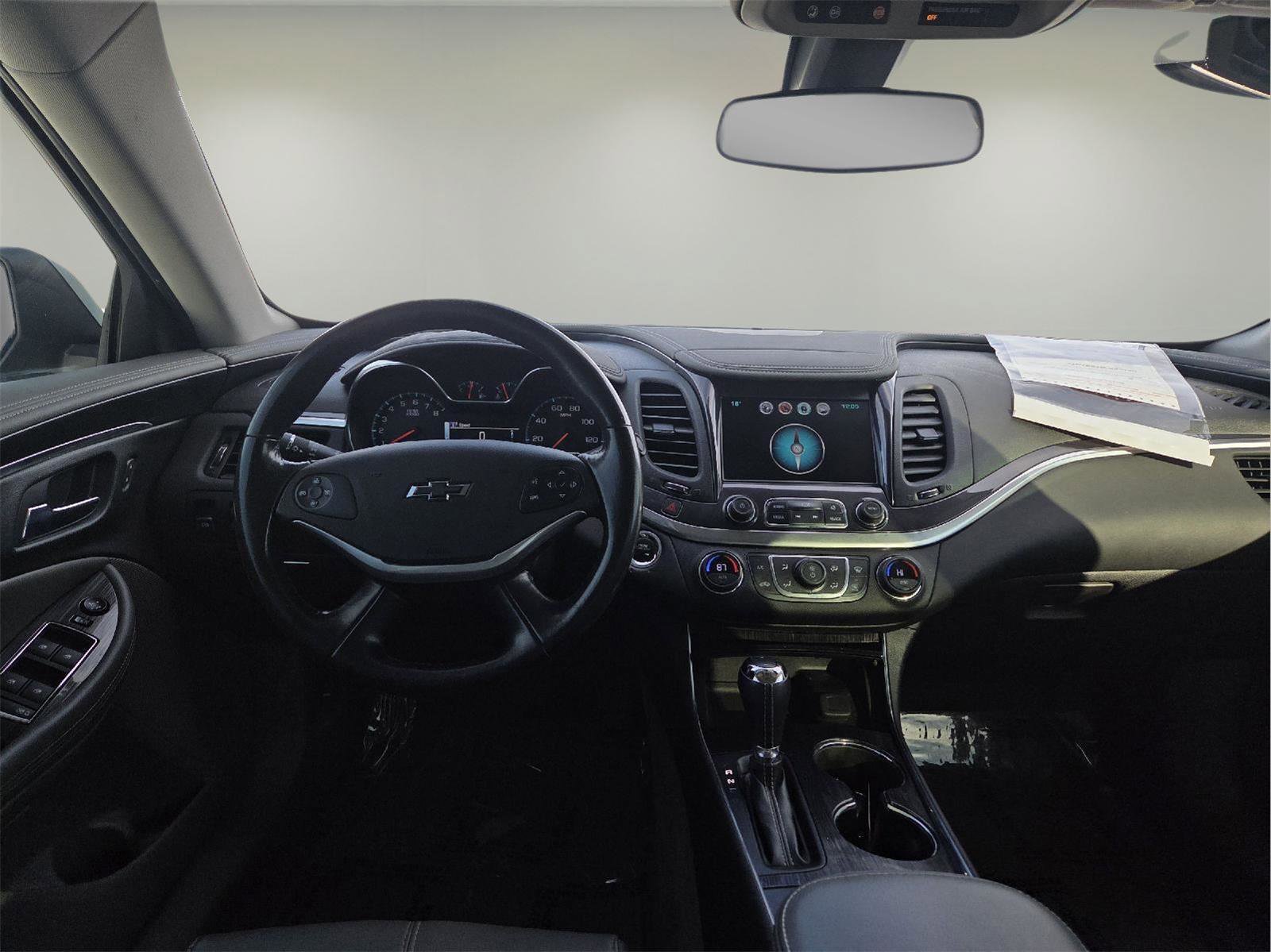 Used 2018 Chevrolet Impala LT FWD image 2