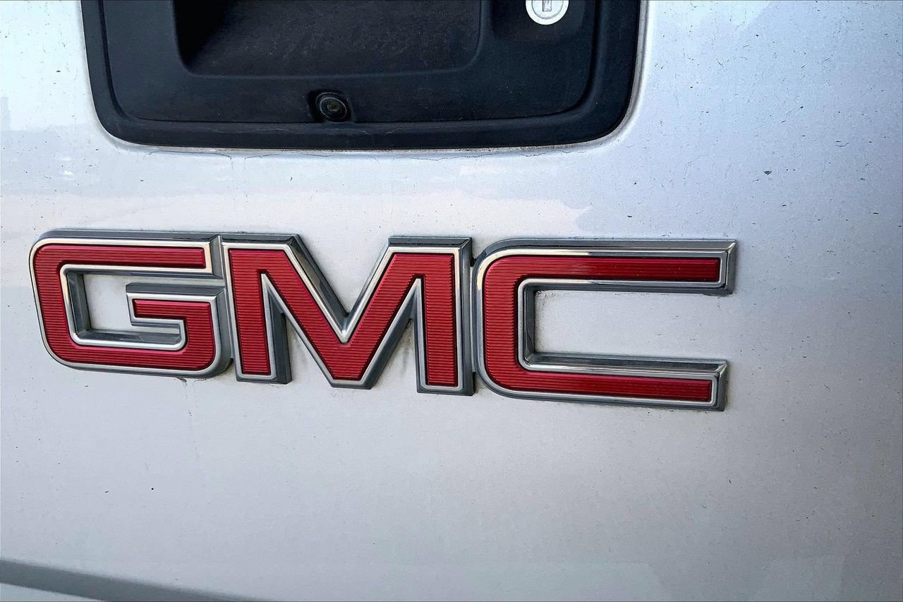 Used 2018 GMC Canyon 2WD Crew Cab w/ Convenience Package image 9