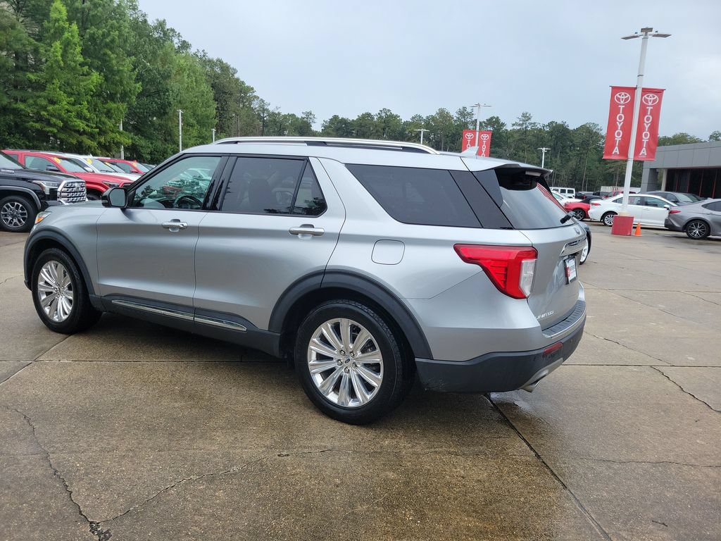 Used 2020 Ford Explorer Limited RWD image 3