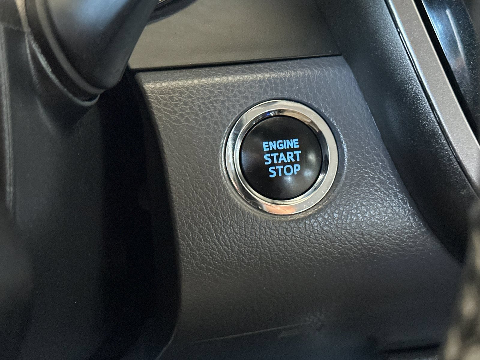 Used 2023 Toyota Camry XLE w/ Navigation Package FWD image 20