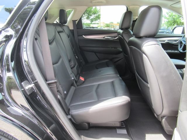 Used 2018 Cadillac XT5 Luxury w/ Driver Awareness Package AWD/4WD image 32