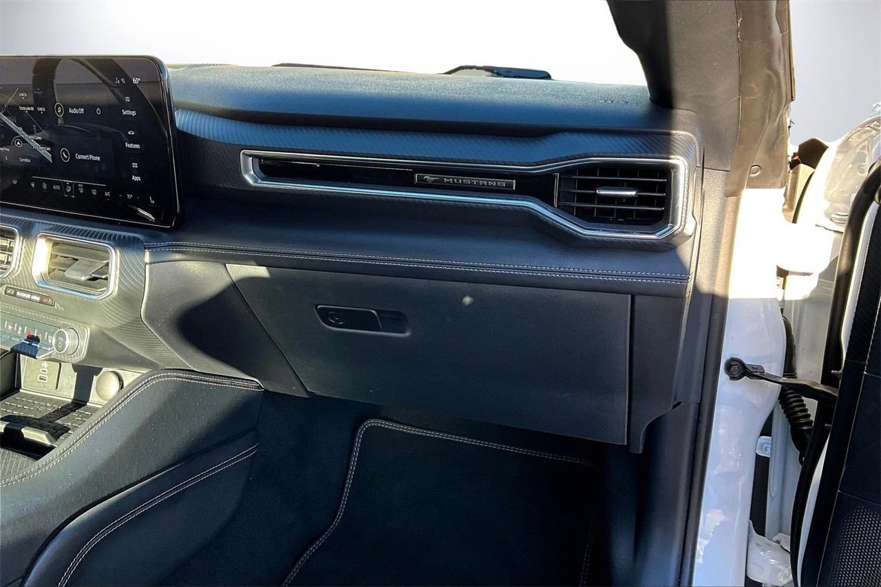 Used 2024 Ford Mustang GT Premium image 18