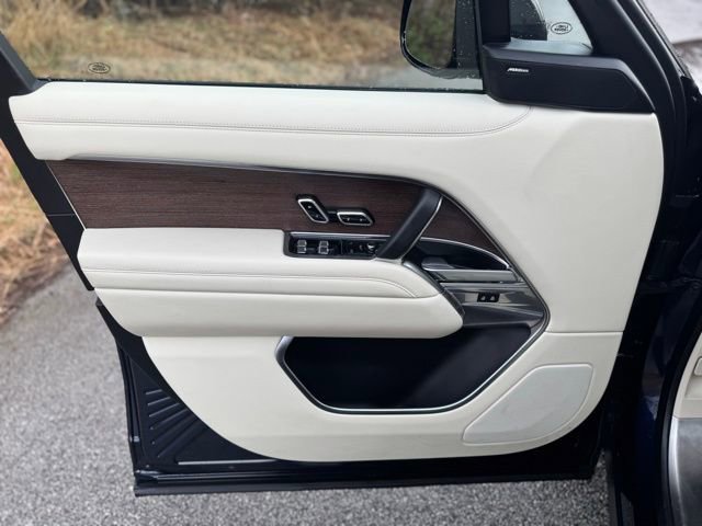 Certified 2023 Land Rover Range Rover SE AWD/4WD image 9