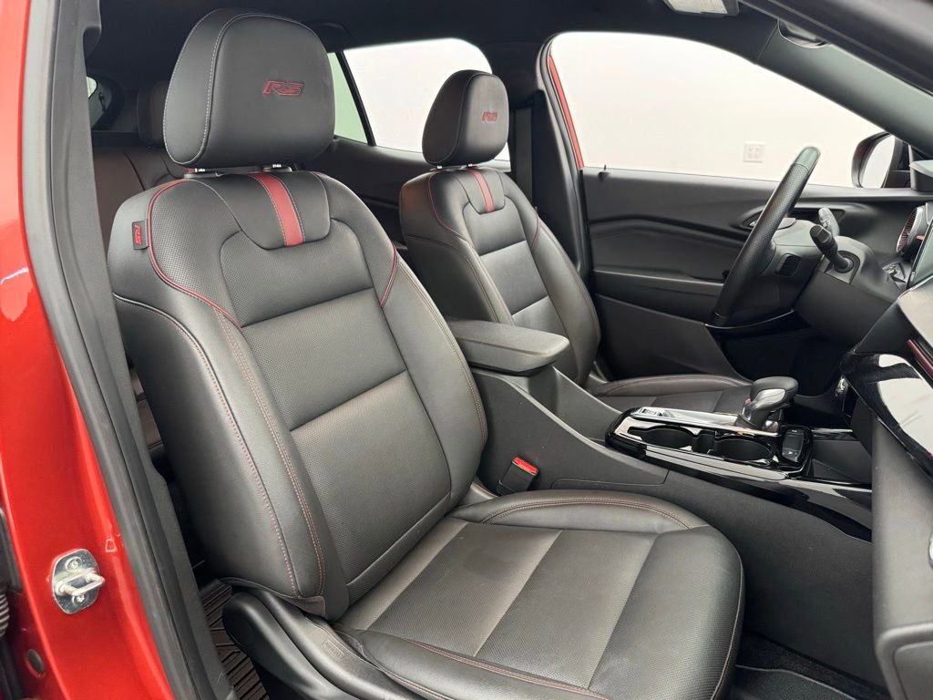 Used 2024 Chevrolet Trax RS w/ Driver Confidence Package image 33