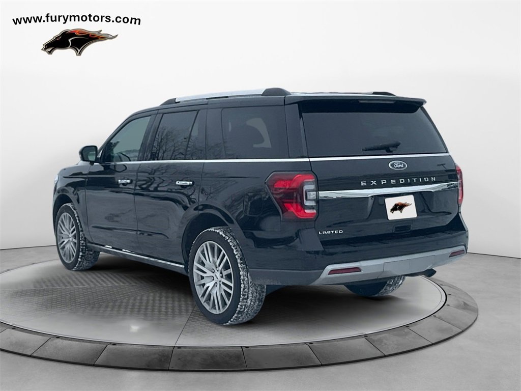 Used 2023 Ford Expedition Limited image 5