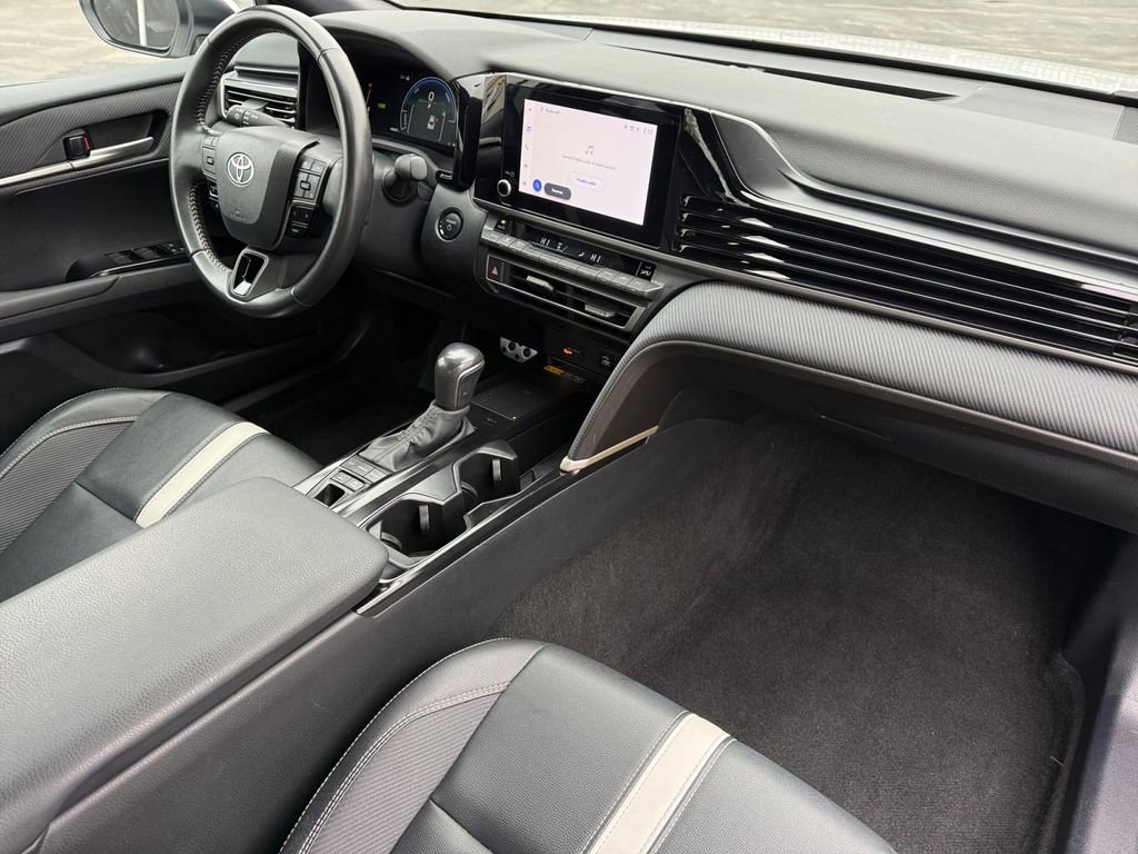 Certified 2025 Toyota Camry SE image 17