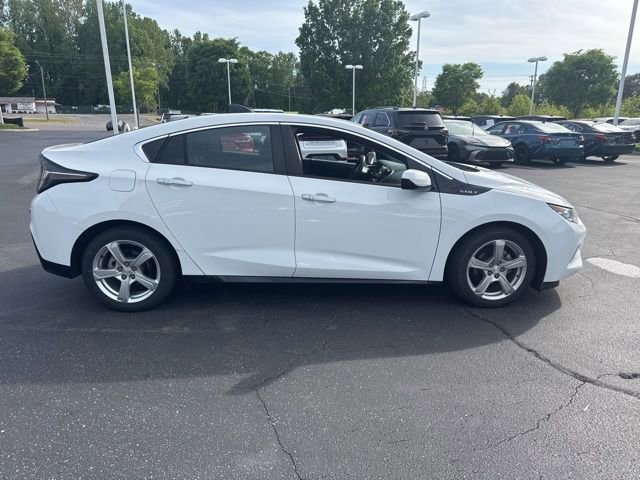 Used 2017 Chevrolet Volt LT w/ Comfort Package image 2