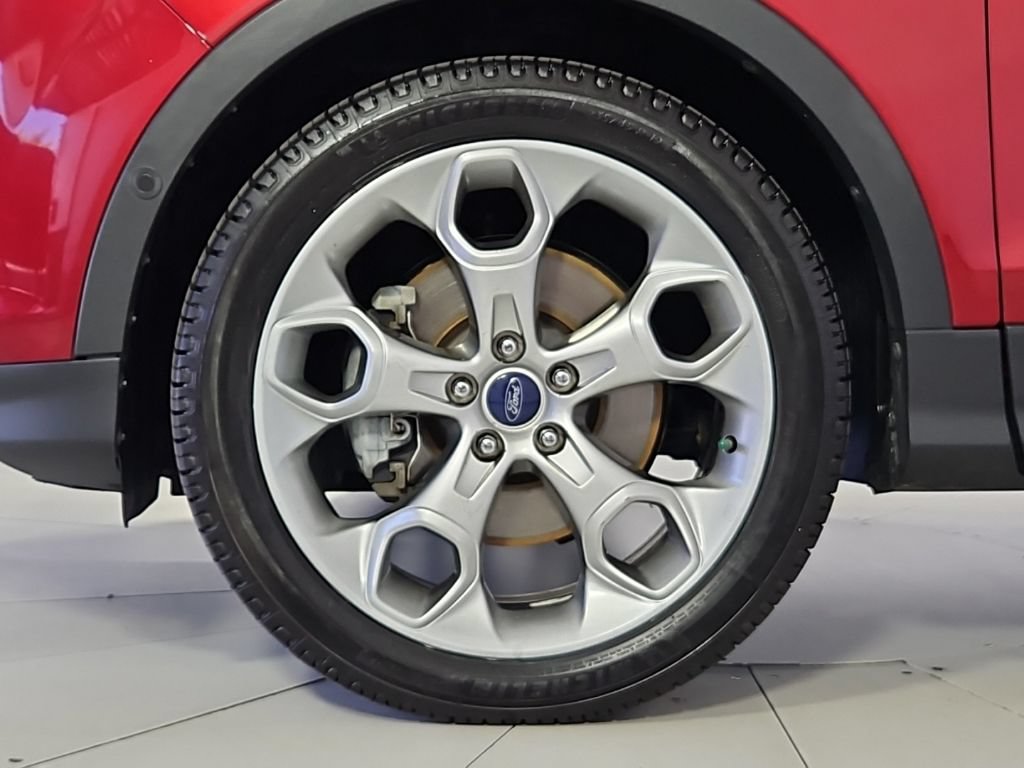 Used 2014 Ford Escape Titanium w/ Equipment Group 401A AWD/4WD image 5