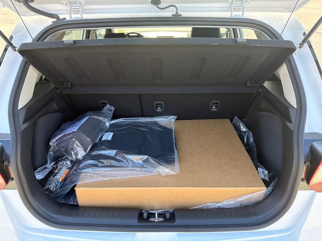 New 2026 Hyundai Venue SE image 18