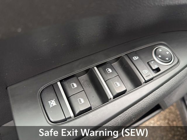 Used 2023 Kia Forte LXS w/ LXS Technology Package image 16