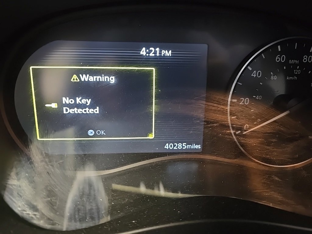 Used 2023 Nissan Kicks SV image 4