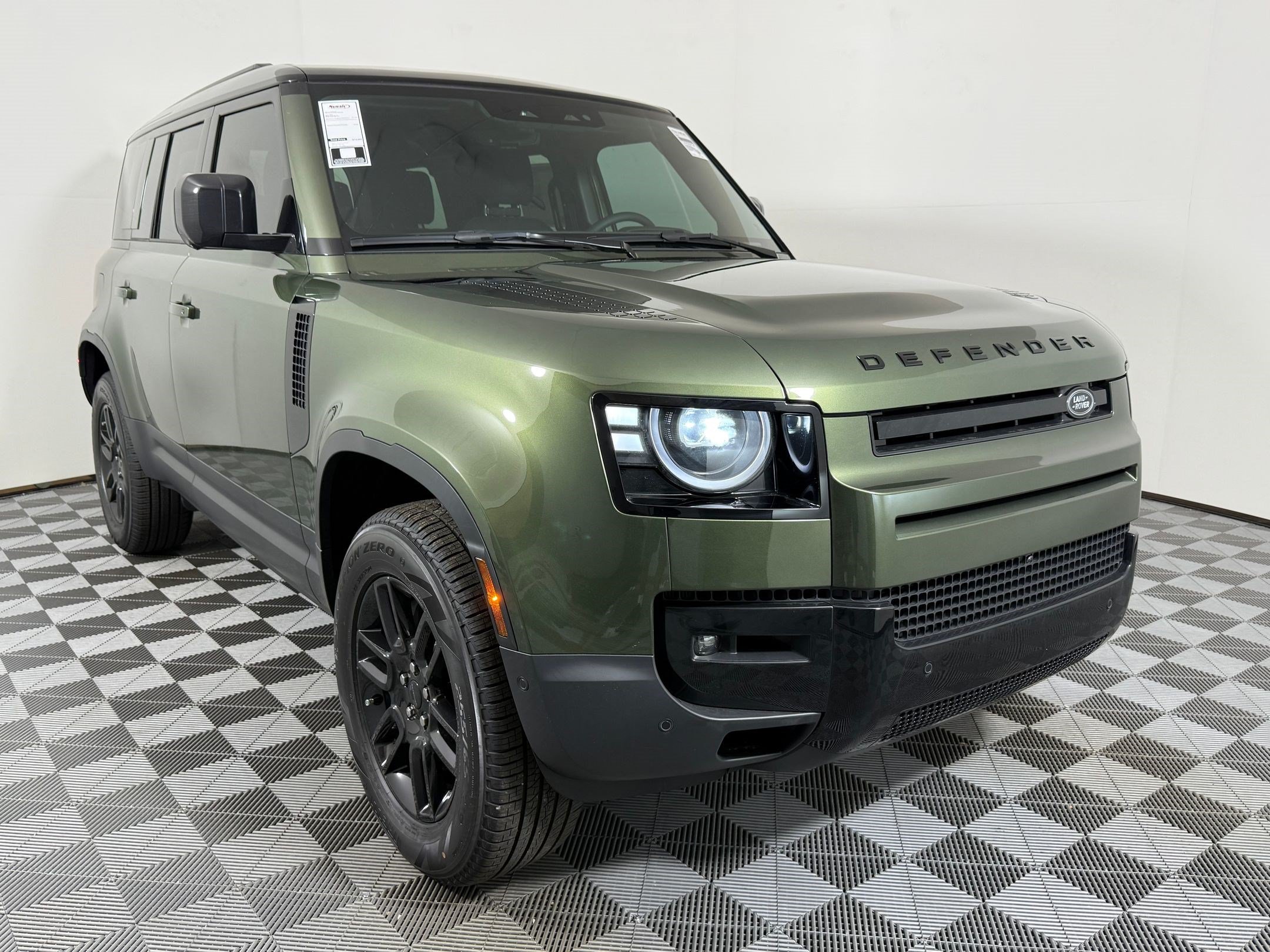 New 2026 Land Rover Defender 110 S AWD/4WD image 7