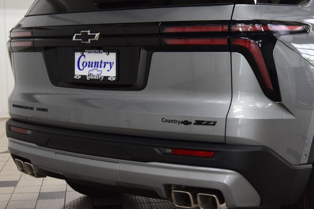 New 2026 Chevrolet Traverse Z71 w/ Enhanced Driving Package AWD/4WD image 22