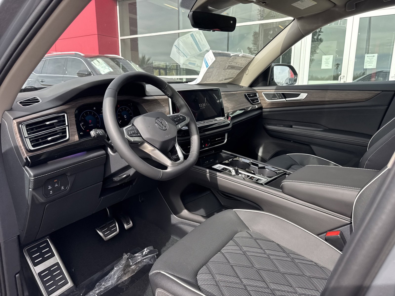 New 2026 Volkswagen Atlas SEL Premium R-Line image 13