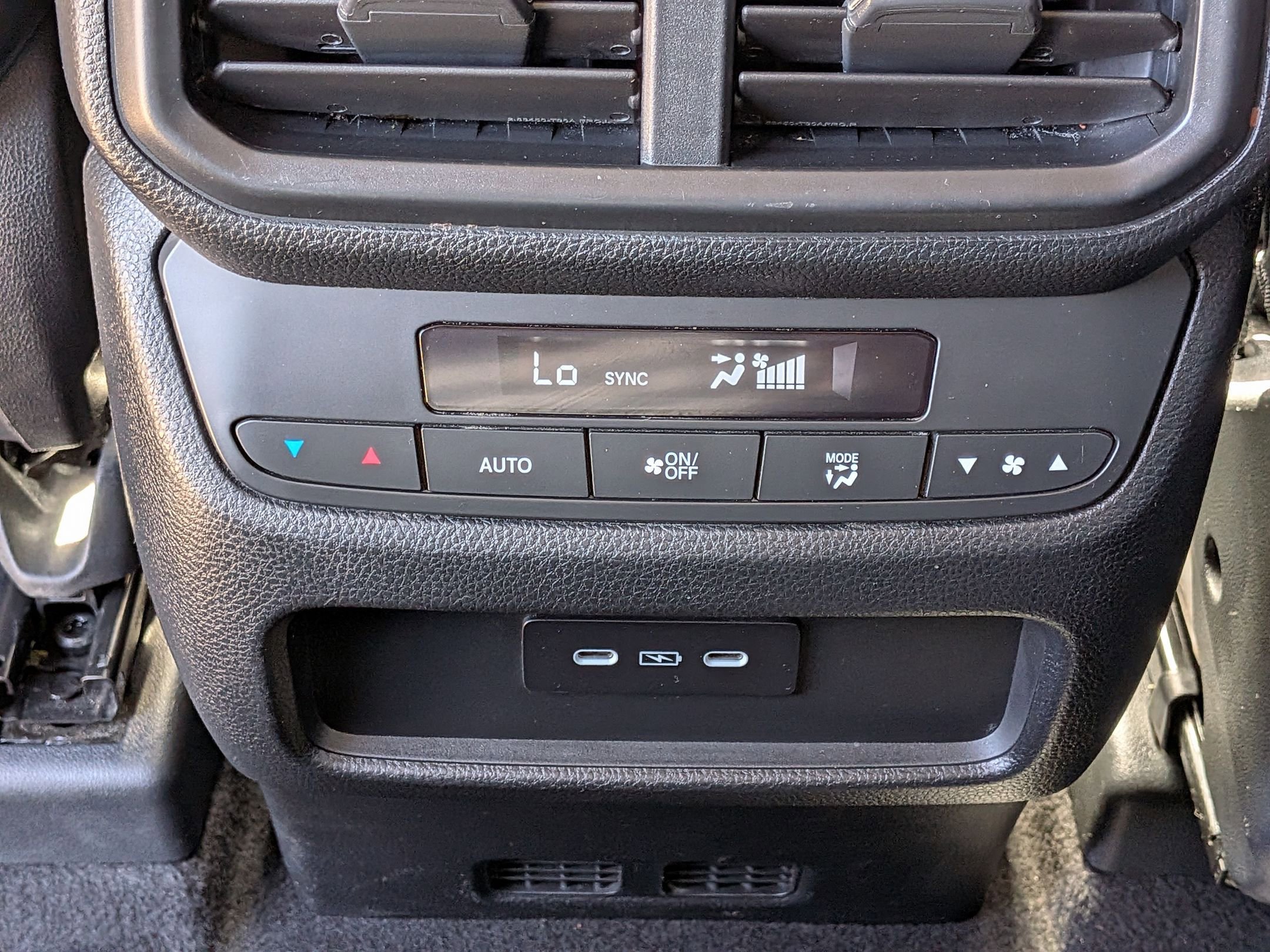 Certified 2025 Honda Pilot EX-L image 25