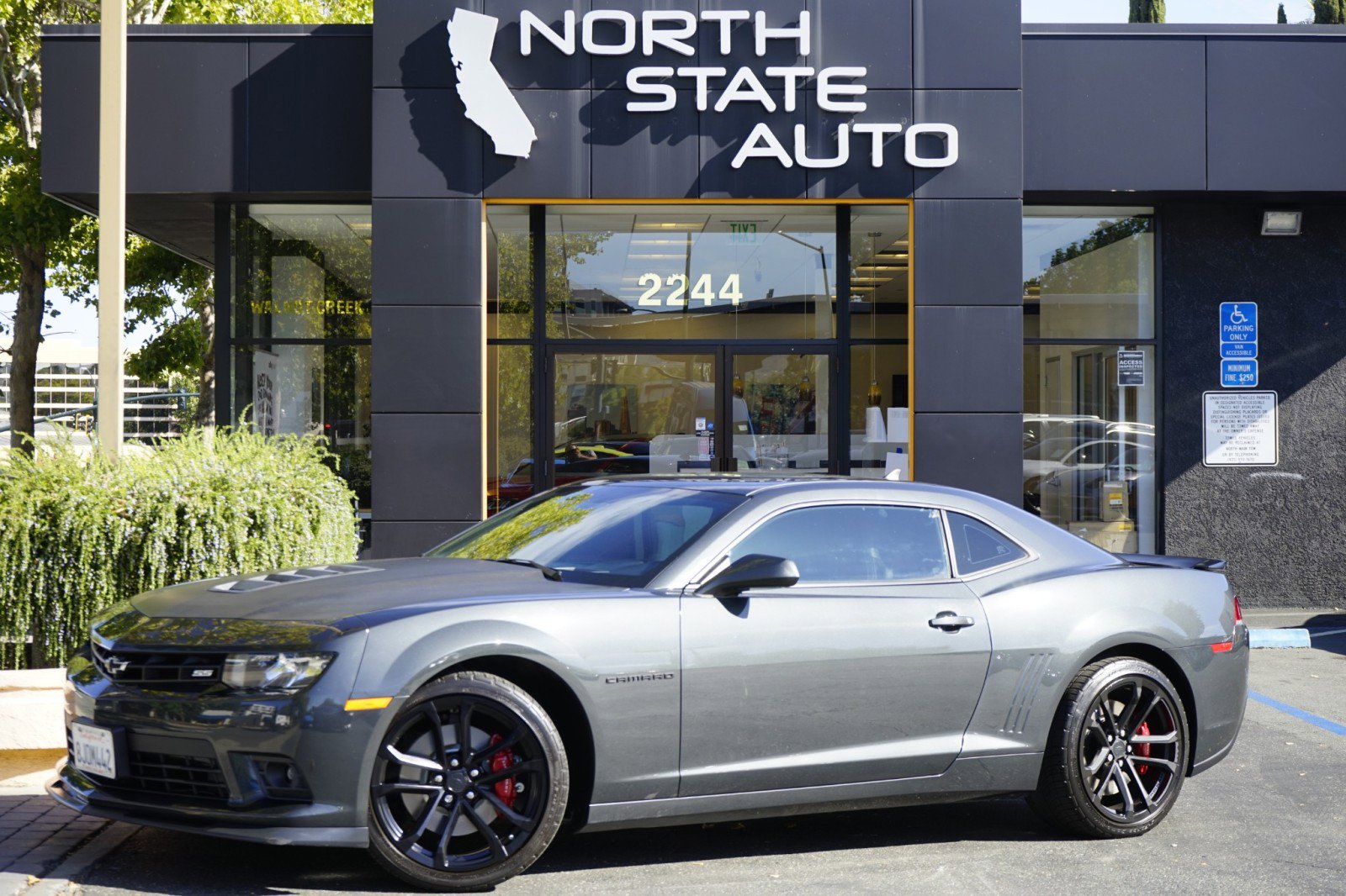 Used 2015 Chevrolet Camaro SS w/ SS Performance Package image 2