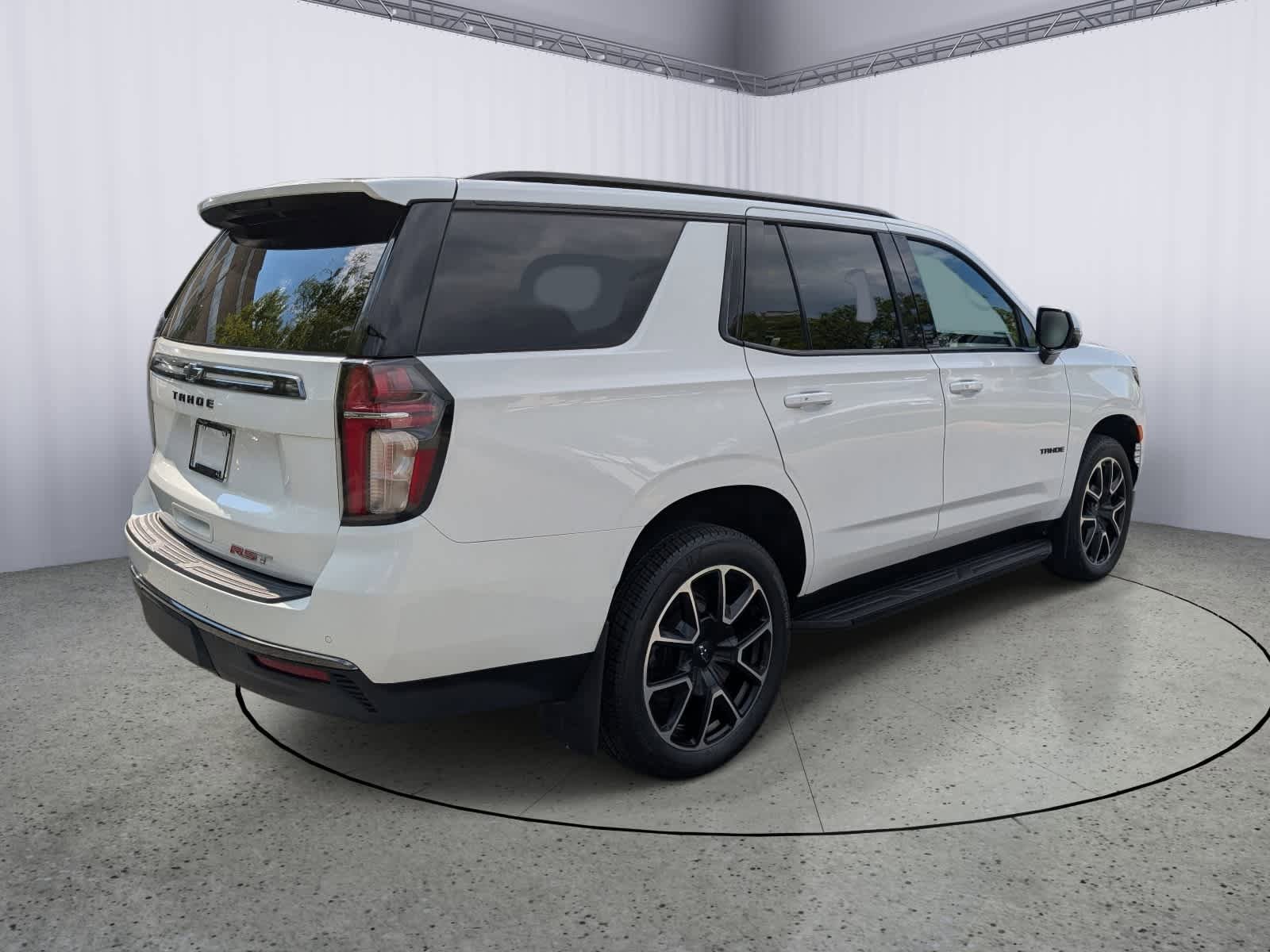 Certified 2022 Chevrolet Tahoe RST w/ Luxury Package AWD/4WD image 3