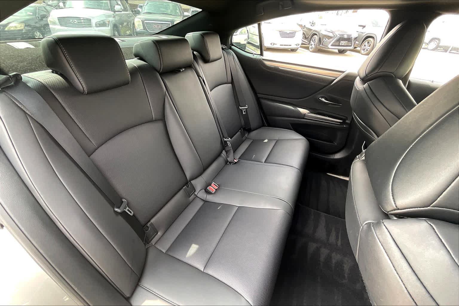 Used 2021 Lexus ES 350 F Sport w/ Accessory Package FWD image 39