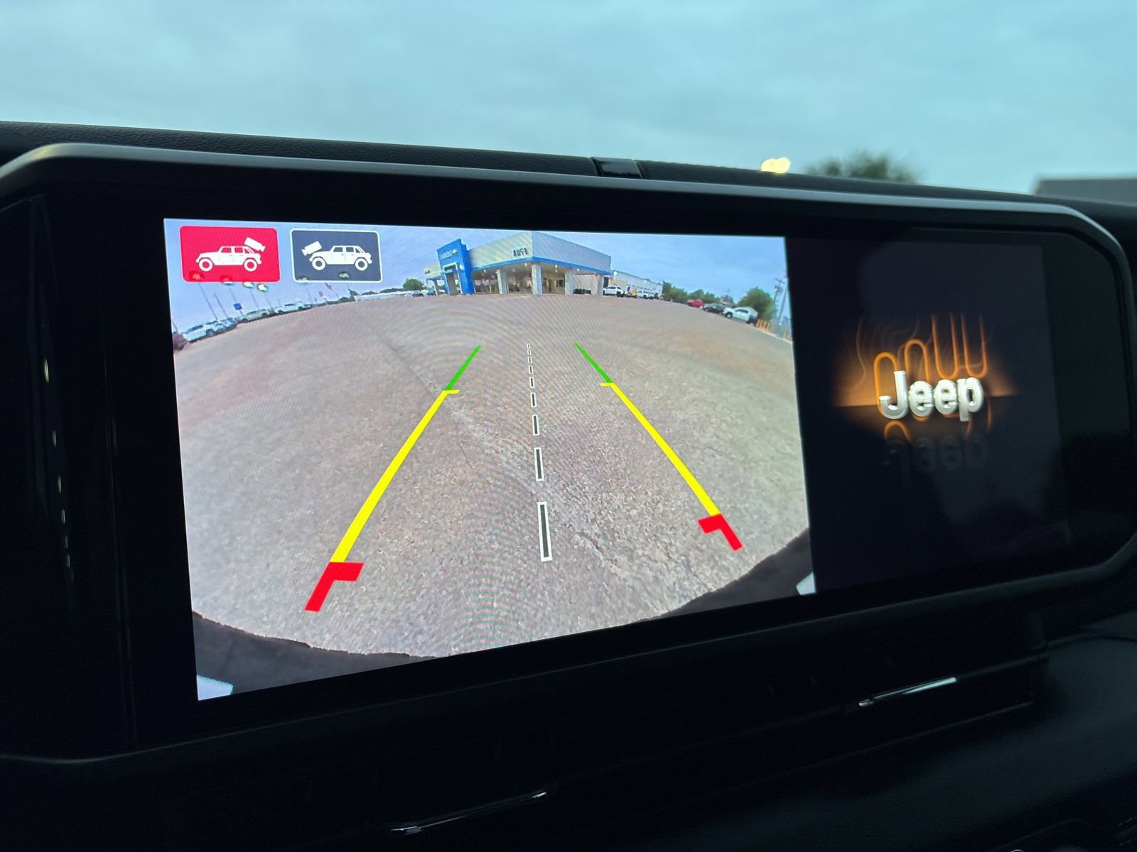 Used 2024 Jeep Wrangler Unlimited Rubicon 4xe w/ Technology Group image 25