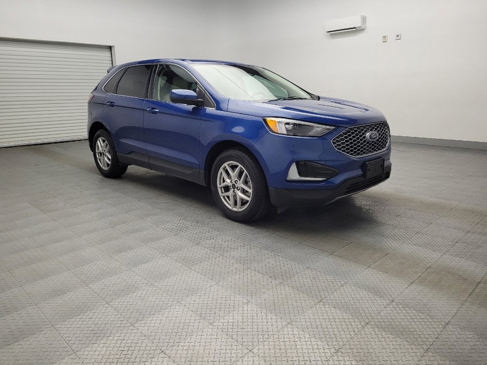 Used 2024 Ford Edge SEL image 13