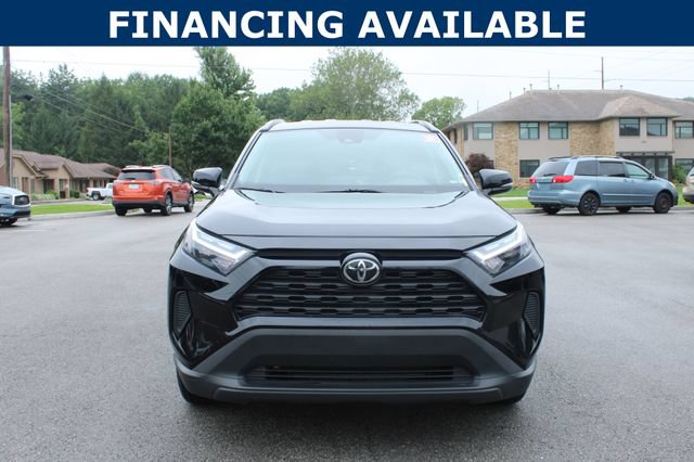 Used 2022 Toyota RAV4 XLE FWD image 3