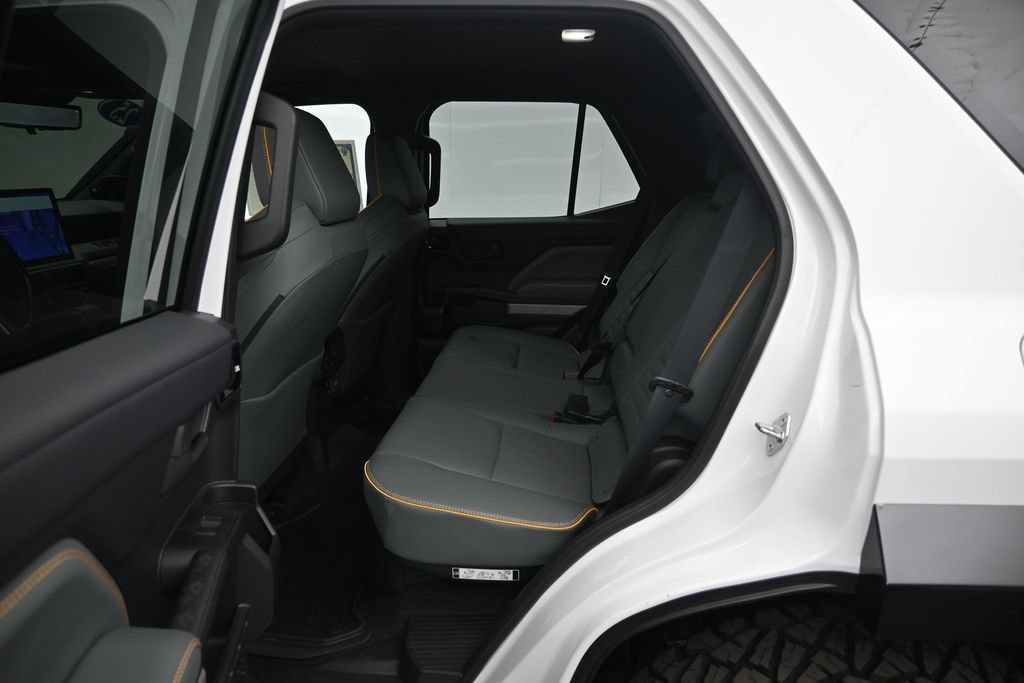 Used 2025 Toyota 4Runner Trailhunter AWD/4WD image 21