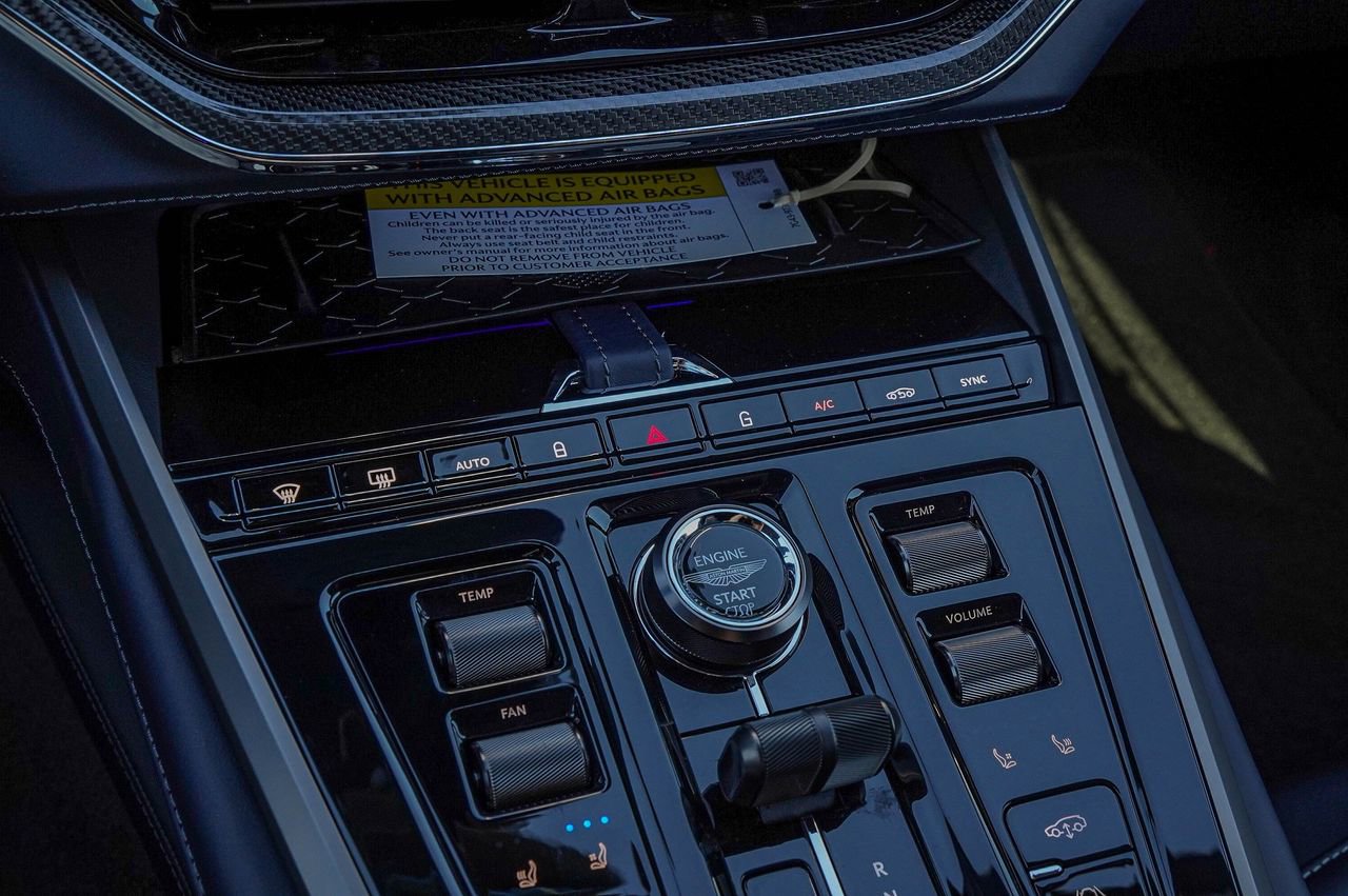 New 2026 Aston Martin DBX 707 image 23