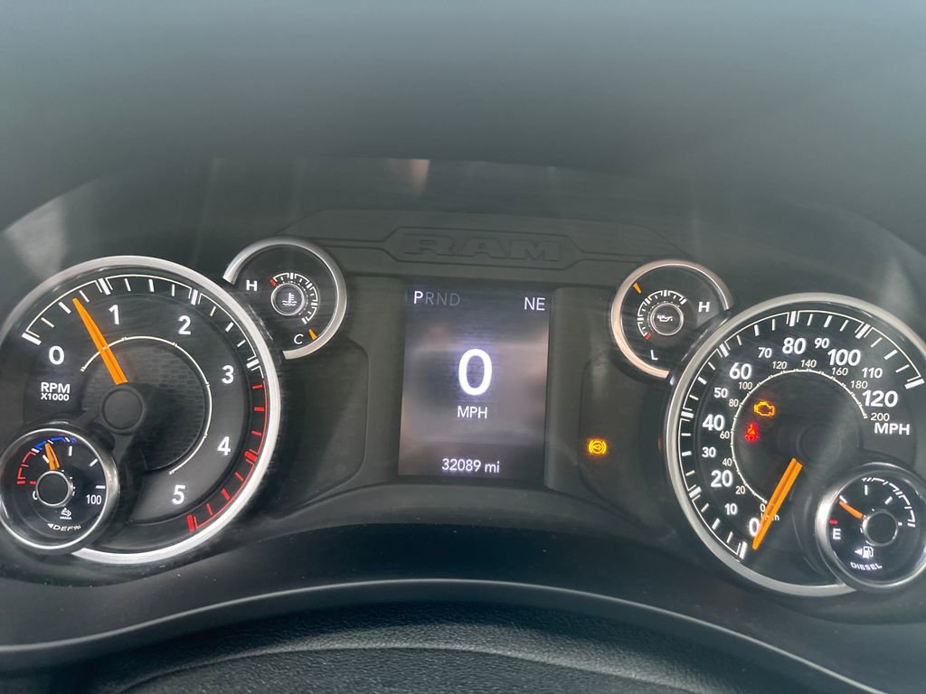 Used 2022 RAM 3500 Tradesman image 15