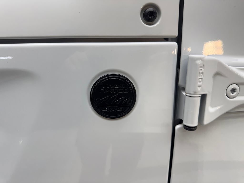 Used 2022 Jeep Wrangler Unlimited Sport image 21