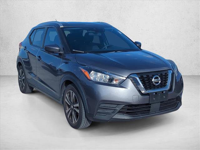 Used 2020 Nissan Kicks SV video 4