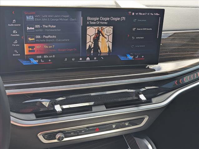 Certified 2024 BMW X6 xDrive40i w/ Premium Package image 15