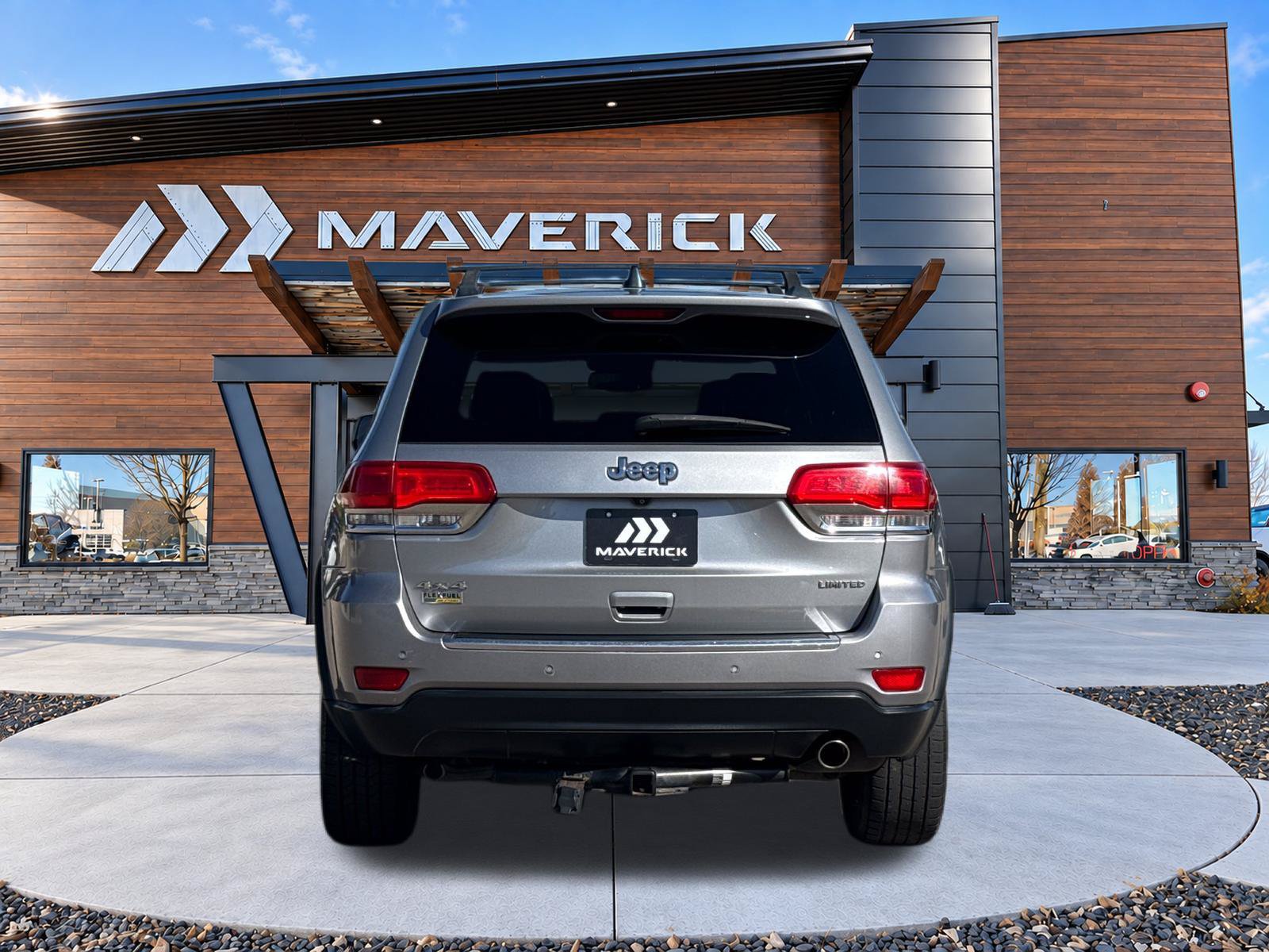 Used 2015 Jeep Grand Cherokee Limited AWD/4WD image 8