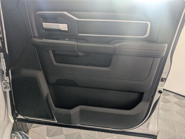 Used 2024 RAM 2500 Big Horn image 33
